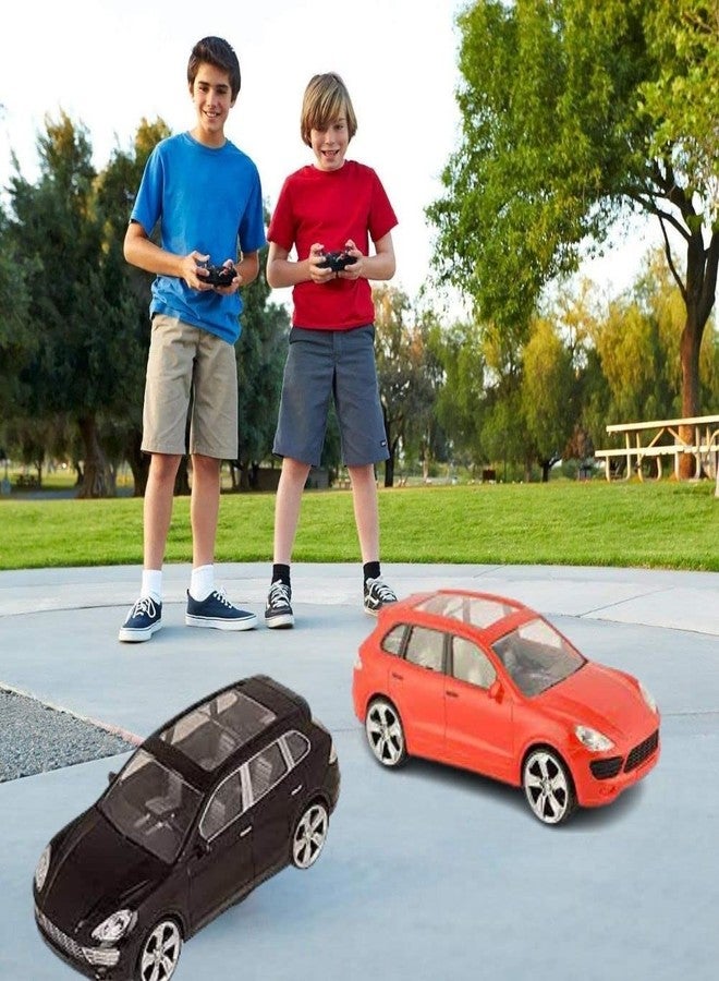 QUEENZOMY سيارة لعبة كوينزومي فيزيمون® التي تعمل بجهاز تحكم عن بعد للأولاد من عمر 4 سنوات فما فوق، بمقياس 1:18، حجم 22 سم | عبوة من قطعة واحدة | ألوان متنوعة (حسب التوافر) - Image 2